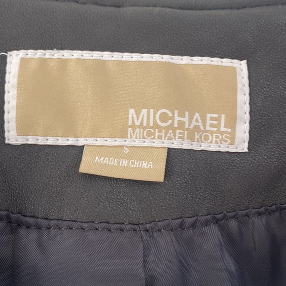 Michael Kors leather jacket. Size S. Very good condition. Butter soft - Picture 5 of 9